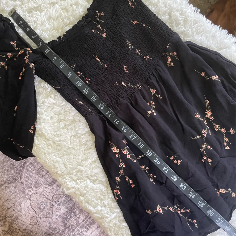 Reformation | Kelli Dress in Black with Pink floral, size small - Picture 7 of 14